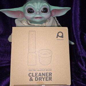 Electric Makeup Brush Cleaner & Dryer Machine